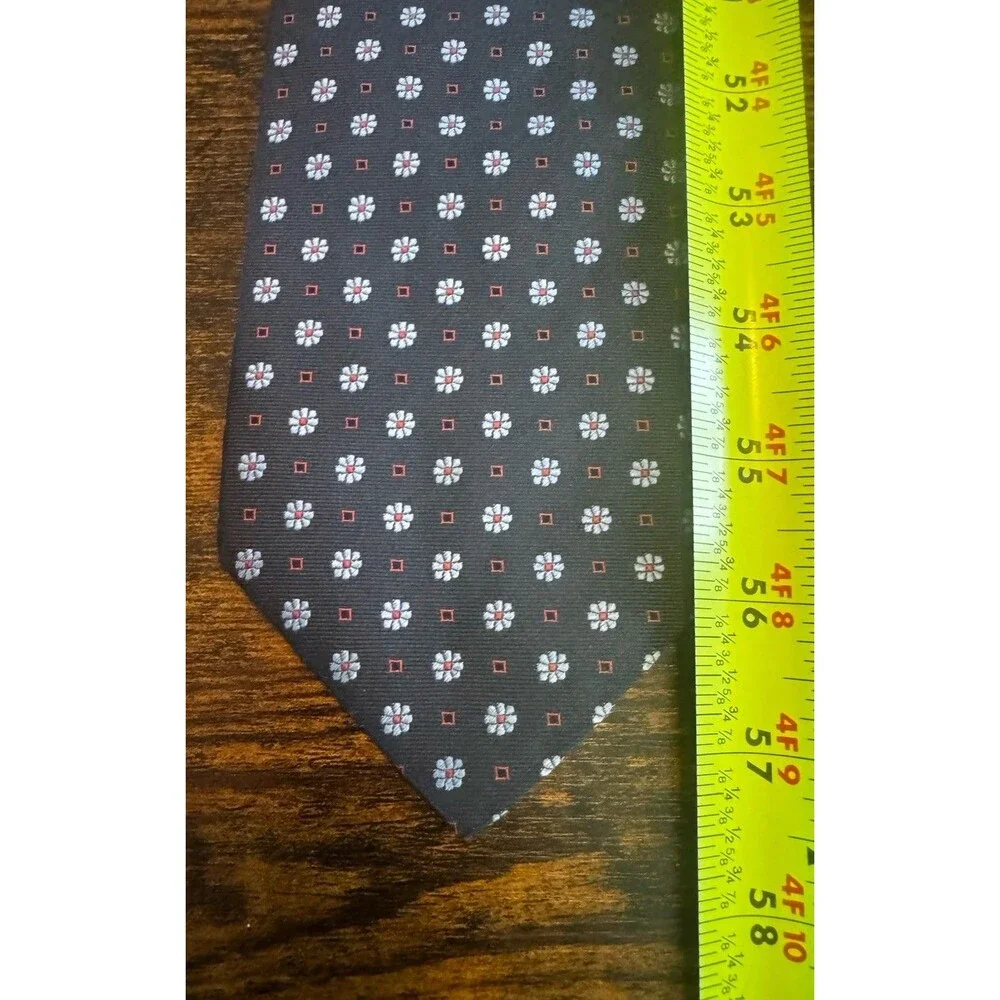 Burberry London Mens Silk Tie Navy Blue Red Floral Medallion Geometric Italy